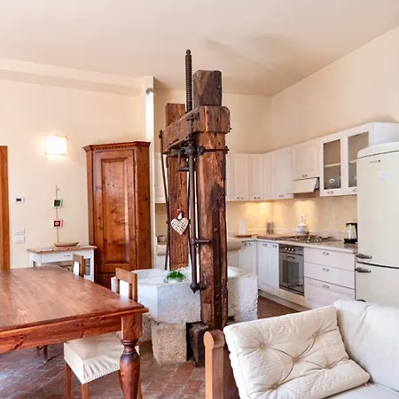 La Tinassara Retreat